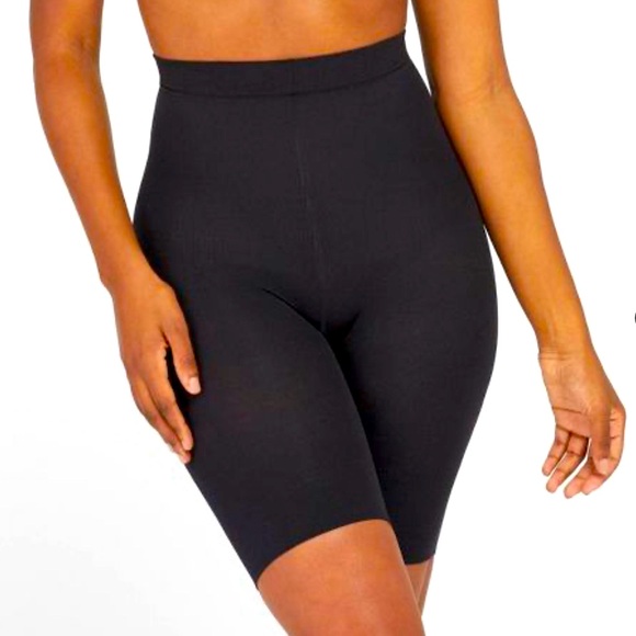 Assets by Sara Blakely Mid-Thigh Shaper Unbelievable Underwear NWT - Picture 2 of 11